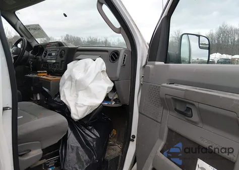 2009 Ford E-350 Super Duty Commercial/Recreational from USA, damaged, VIN 1FTSS34S29DA12236